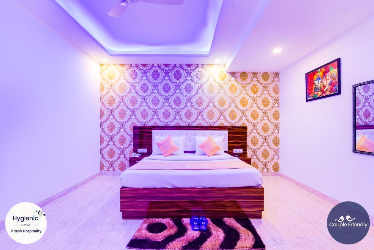 Hotel Fabulous - Delhi International Airport 뉴델리 외부 사진