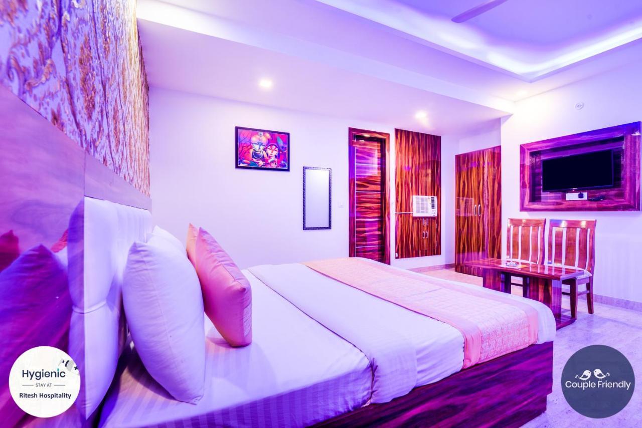 Hotel Fabulous - Delhi International Airport 뉴델리 외부 사진