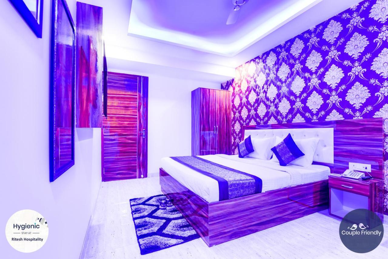 Hotel Fabulous - Delhi International Airport 뉴델리 외부 사진