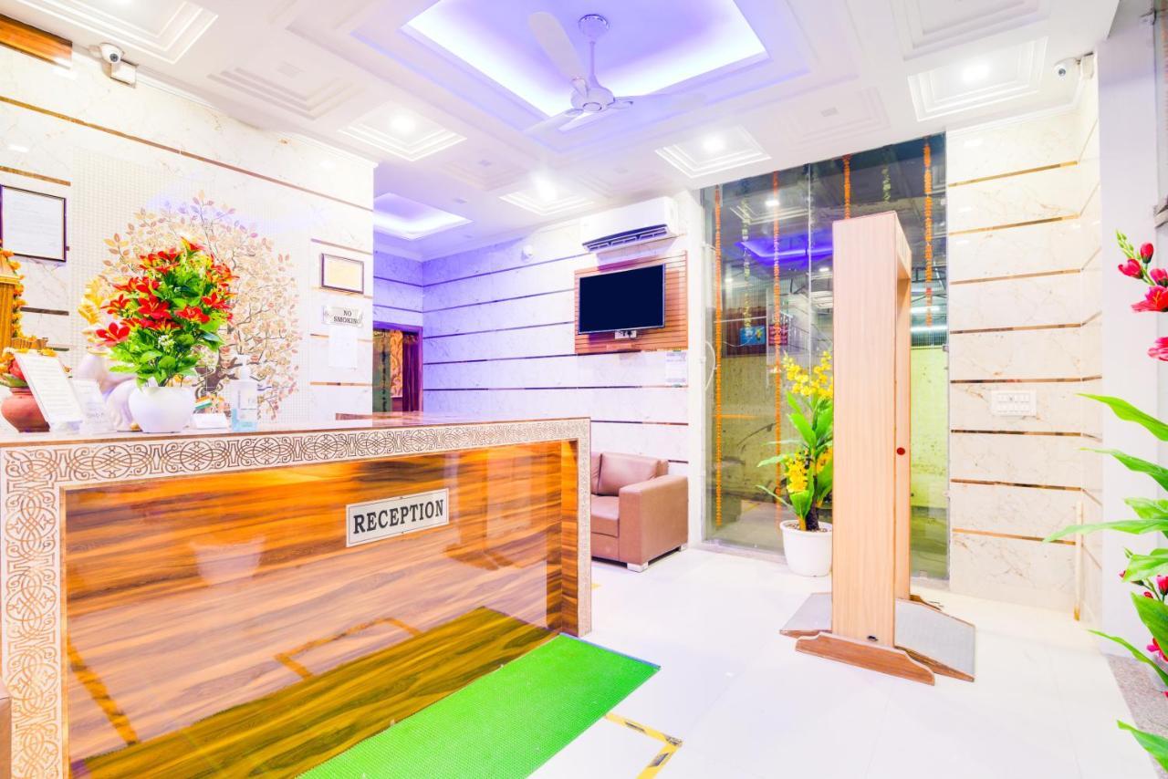 Hotel Fabulous - Delhi International Airport 뉴델리 외부 사진