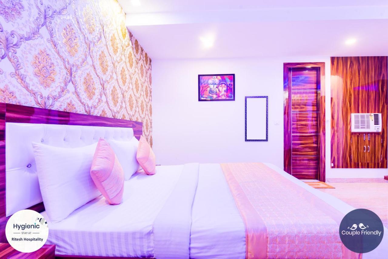 Hotel Fabulous - Delhi International Airport 뉴델리 외부 사진