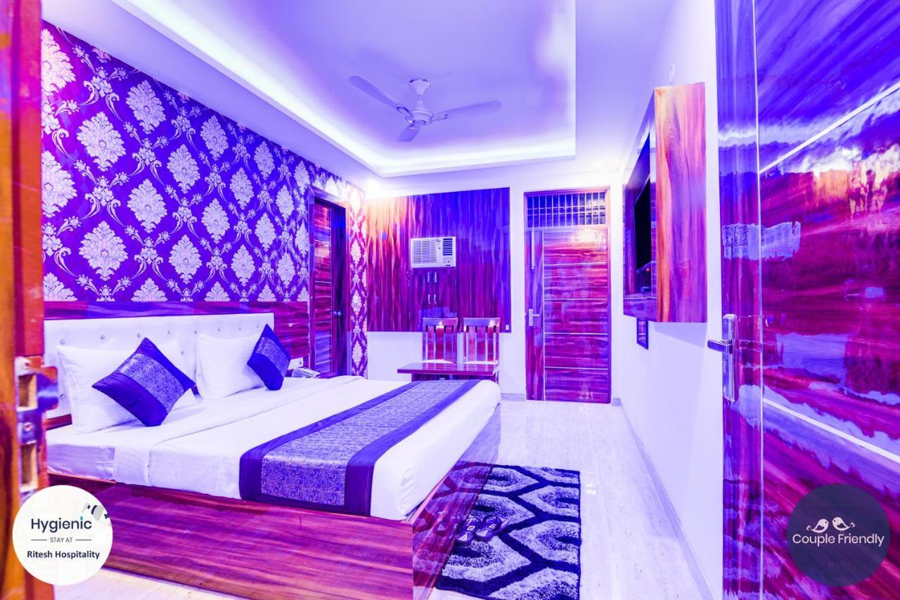 Hotel Fabulous - Delhi International Airport 뉴델리 외부 사진